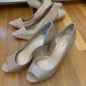 Tahari heels